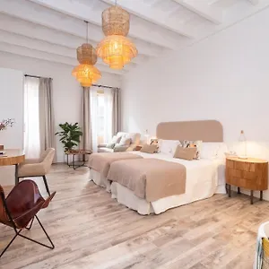 https://encant-de-alaior-boutique-hotel.balearic-islands.net